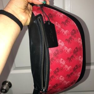 Belt or cross body bag for MEN OR WOMEN. NEVER USED COACH BAG!